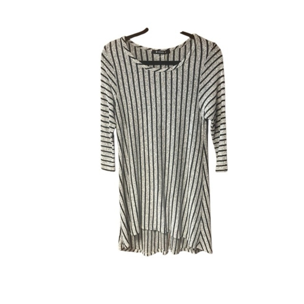 Coin 1804 Striped Back Button Tunic Top‎